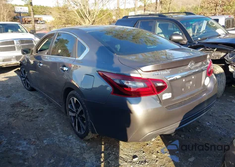 2018 Nissan Altima 2.5 Sr z USA, uszkodzony, nr VIN 1N4AL3AP7JC116245